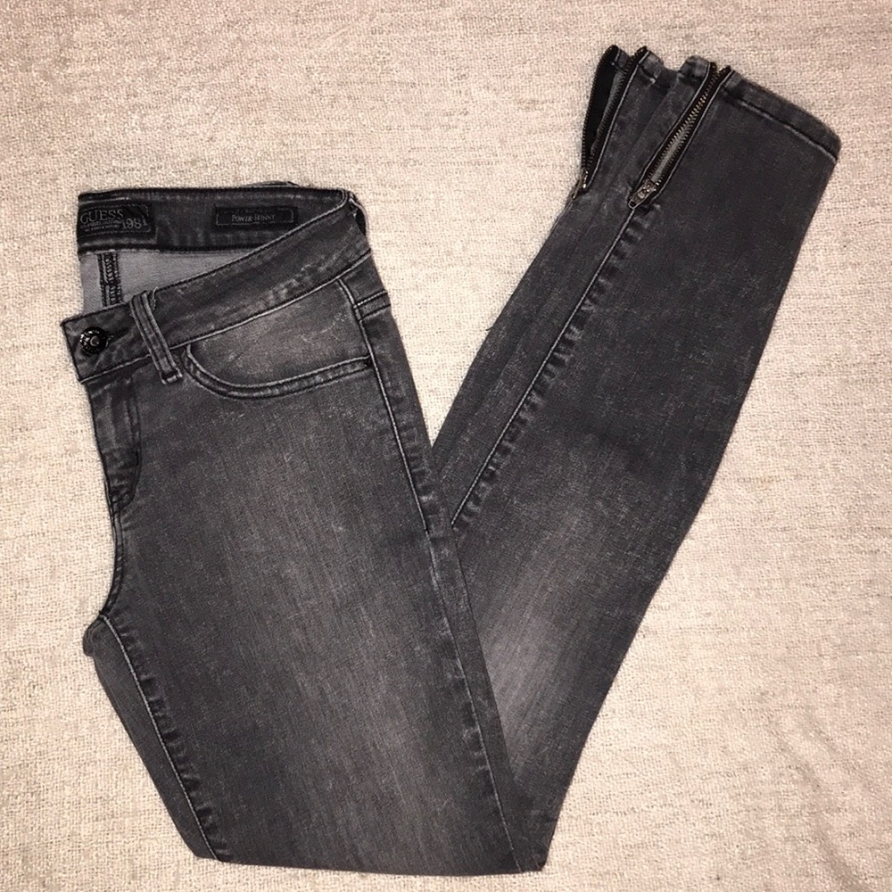 GUESS POWER SKINNY JEANS 26